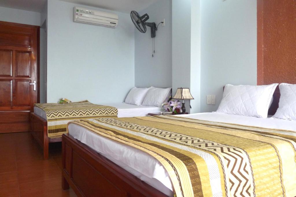 Duc Tuan Hotel Hai Phong Room photo